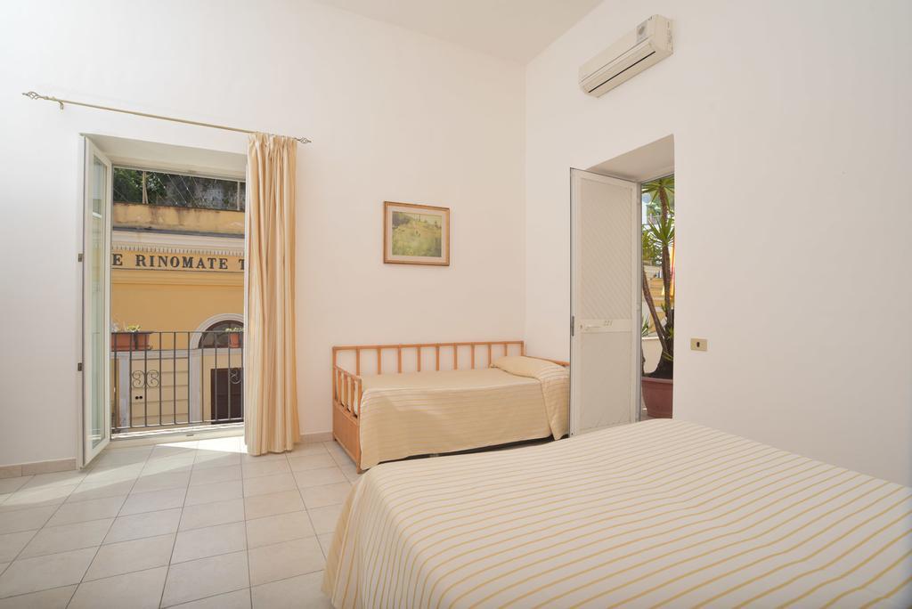 Hotel Il Nespolo Casamicciola Terme Eksteriør billede