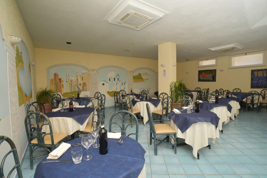 Hotel Il Nespolo Casamicciola Terme Eksteriør billede